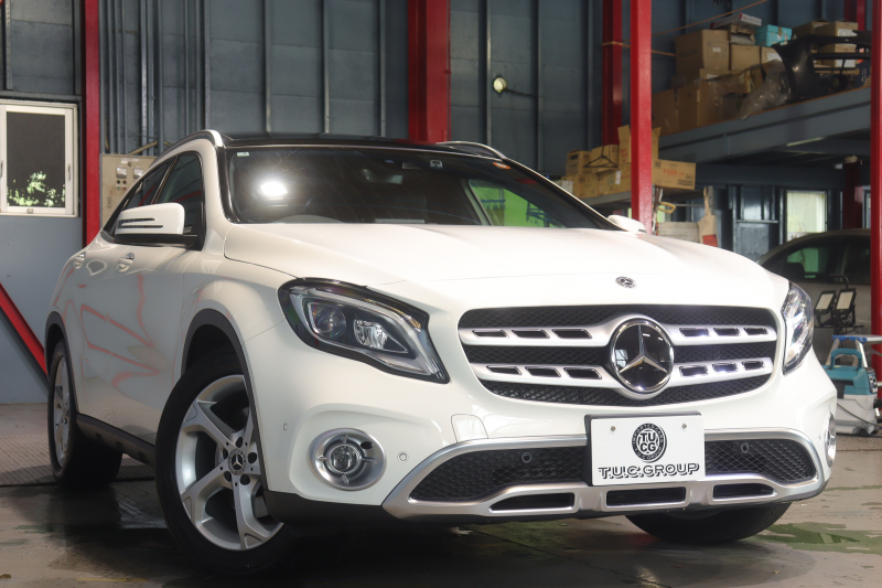 メルセデスベンツ GLA GLA220 4MATIC ﾚｻﾞｰｴｸｽｸﾙｰｼﾌﾞ&ﾌﾟﾚﾐｱﾑP ﾚｰﾀﾞｰSP　後期ﾓﾃﾞﾙ 黒本革 ﾊﾟﾉﾗﾏｻﾝﾙｰﾌ 8ｲﾝﾁﾜｲﾄﾞﾅﾋﾞ CarPlay harman/kardonｻｳﾝﾄﾞ LEDﾍｯﾄﾞﾗｲﾄ ｱｸﾃｨﾌﾞｸﾙｺﾝ 自動ﾘｱｹﾞｰﾄ 18ｲﾝﾁｱﾙﾐ　2年保証