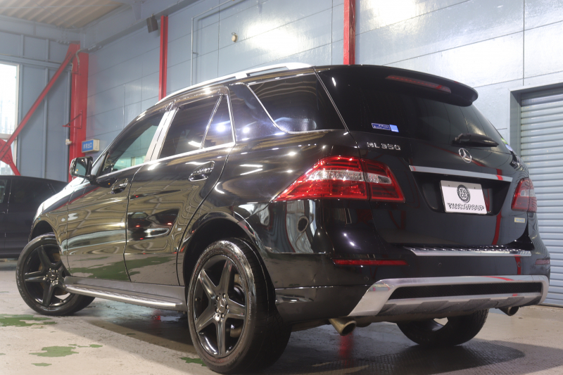 メルセデスベンツ Mクラス ML350 4MATIC AMGｽﾎﾟｰﾂP ﾚｰﾀﾞｰSP　ｷｰﾚｽｺﾞｰ 黒ﾅｯﾊﾟﾚｻﾞｰ 7ｲﾝﾁﾜｲﾄﾞﾅﾋﾞ ｱｸﾃｨﾌﾞｸﾙｺﾝ ﾚｰﾝｷｰﾌﾟ 360ｶﾒﾗ 前後ﾋｰﾀｰ ｷｰﾚｽｺﾞｰ AMGｴｱﾛ&20ｲﾝﾁAW　2年保証