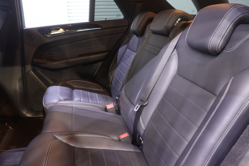 メルセデスベンツ Mクラス ML350 4MATIC AMGｽﾎﾟｰﾂP ﾚｰﾀﾞｰSP　ｷｰﾚｽｺﾞｰ 黒ﾅｯﾊﾟﾚｻﾞｰ 7ｲﾝﾁﾜｲﾄﾞﾅﾋﾞ ｱｸﾃｨﾌﾞｸﾙｺﾝ ﾚｰﾝｷｰﾌﾟ 360ｶﾒﾗ 前後ﾋｰﾀｰ ｷｰﾚｽｺﾞｰ AMGｴｱﾛ&20ｲﾝﾁAW　2年保証