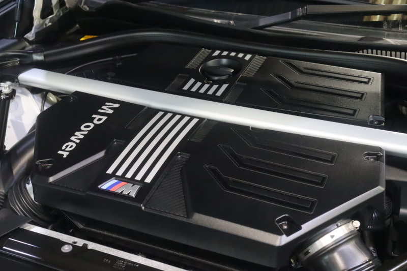 BMW Mシリーズ X3 M ｺﾝﾍﾟﾃｨｼｮﾝ　ﾄﾞﾗｲﾋﾞﾝｸﾞｱｼｽﾄﾌﾟﾗｽ ACC Mｽﾎﾟｰﾂｼｰﾄ(ｴｸｽﾃﾝﾄﾞﾚｻﾞｰﾒﾘﾉ) 第6世代iDriveﾅﾋﾞ harman/kardonｻｳﾝﾄﾞ ﾍｯﾄﾞｱｯﾌﾟﾃﾞｨｽﾌﾟﾚｲ ｱﾀﾞﾌﾟﾃｨﾌﾞLED Mｽﾎﾟｰﾂｴｷｿﾞｰｽﾄ 専用ｴｸｽﾃﾘｱ 21ｲﾝﾁｱﾙﾐ 　2年保証