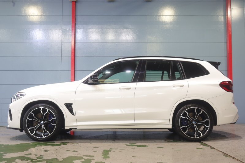 BMW Mシリーズ X3 M ｺﾝﾍﾟﾃｨｼｮﾝ　ﾄﾞﾗｲﾋﾞﾝｸﾞｱｼｽﾄﾌﾟﾗｽ ACC Mｽﾎﾟｰﾂｼｰﾄ(ｴｸｽﾃﾝﾄﾞﾚｻﾞｰﾒﾘﾉ) 第6世代iDriveﾅﾋﾞ harman/kardonｻｳﾝﾄﾞ ﾍｯﾄﾞｱｯﾌﾟﾃﾞｨｽﾌﾟﾚｲ ｱﾀﾞﾌﾟﾃｨﾌﾞLED Mｽﾎﾟｰﾂｴｷｿﾞｰｽﾄ 専用ｴｸｽﾃﾘｱ 21ｲﾝﾁｱﾙﾐ 　2年保証