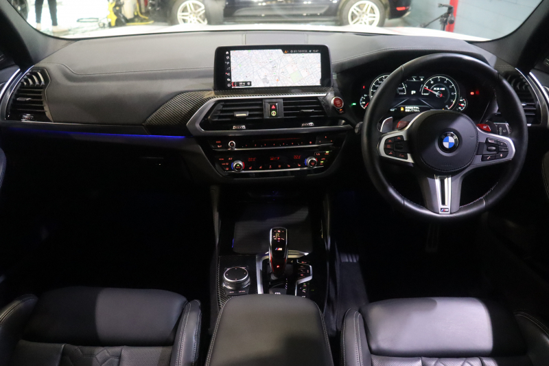 BMW Mシリーズ X3 M ｺﾝﾍﾟﾃｨｼｮﾝ　ﾄﾞﾗｲﾋﾞﾝｸﾞｱｼｽﾄﾌﾟﾗｽ ACC Mｽﾎﾟｰﾂｼｰﾄ(ｴｸｽﾃﾝﾄﾞﾚｻﾞｰﾒﾘﾉ) 第6世代iDriveﾅﾋﾞ harman/kardonｻｳﾝﾄﾞ ﾍｯﾄﾞｱｯﾌﾟﾃﾞｨｽﾌﾟﾚｲ ｱﾀﾞﾌﾟﾃｨﾌﾞLED Mｽﾎﾟｰﾂｴｷｿﾞｰｽﾄ 専用ｴｸｽﾃﾘｱ 21ｲﾝﾁｱﾙﾐ 　2年保証