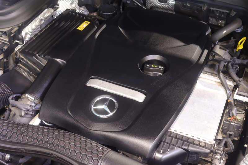 メルセデスベンツ GLC GLC250 4MATIC ｽﾎﾟｰﾂ 本革仕様 ﾚｰﾀﾞｰSP　1ｵｰﾅｰ 黒本革ｼｰﾄ ﾊﾟﾉﾗﾏｻﾝﾙｰﾌ 8.4ｲﾝﾁﾜｲﾄﾞﾅﾋﾞ Burmesterｻｳﾝﾄﾞ 360ｶﾒﾗ ｱｸﾃｨﾌﾞｸﾙｺﾝ ﾍｯﾄﾞｱｯﾌﾟﾃﾞｨｽﾌﾟﾚｲ LEDﾍｯﾄﾞﾗｲﾄ ｱﾝﾋﾞｴﾝﾄﾗｲﾄ 自動ﾘｱｹﾞｰﾄ AMGｴｱﾛ&19ｲﾝﾁｱﾙﾐ　2年保証