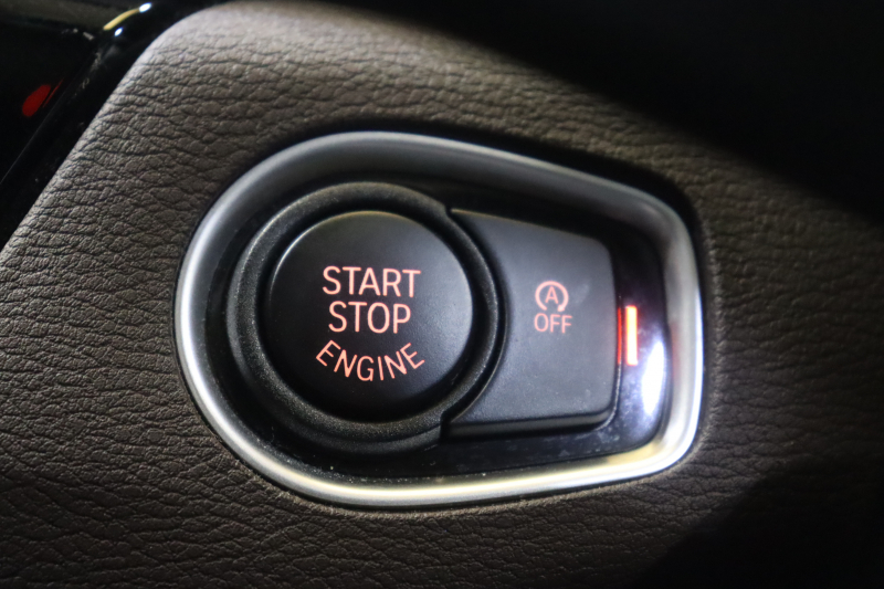 BMW X1 xDrive 18d Xﾗｲﾝ ﾊｲﾗｲﾝ&ｺﾝﾌｫｰﾄP ｱﾄﾞﾊﾞﾝｽﾄﾞｱｸﾃｨﾌﾞSP　中期 ﾀﾞｺﾀﾚｻﾞｰ(ﾓｶ) 第6世代iDriveﾅﾋ ｱｸﾃｨﾌﾞｸﾙｺﾝ ﾍｯﾄﾞｱｯﾌﾟﾃﾞｨｽﾌﾟﾚｲ ｽﾗｲﾃﾞｨﾝｸﾞﾘﾔｼｰﾄ LEDﾍｯﾄﾞﾗｲﾄ 専用ｴｸｽﾃﾘｱ&18ｲﾝﾁｱﾙﾐ 自動Rｹﾞｰﾄ　2年保証