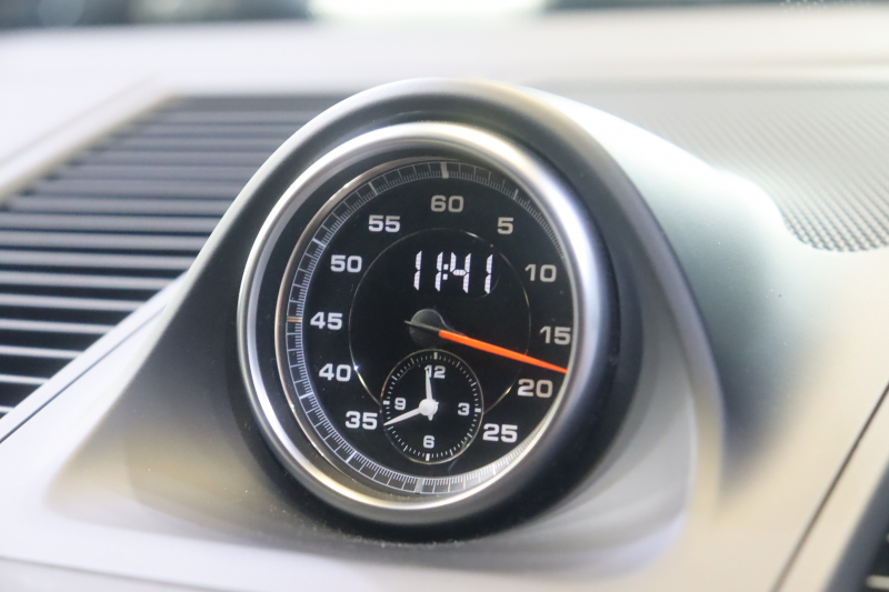 ポルシェ マカン GTS ｽﾎﾟｰﾂｸﾛﾉP　PASM ﾂｰﾄﾝﾚｻﾞｰｲﾝﾃﾘｱ(ﾌﾞﾗｯｸ/ﾚｯﾄﾞ) PCMﾅﾋﾞ CarPlay ｱｸﾃｨﾌﾞｸﾙｺﾝ ｽﾎﾟｰﾂｴｸﾞｿﾞｰｽﾄ LEDﾍｯﾄﾞﾗｲﾄ ｴﾝﾄﾘｰﾄﾞﾗｲﾌﾞ 20ｲﾝﾁRSｽﾊﾟｲﾀﾞｰAW　2年保証