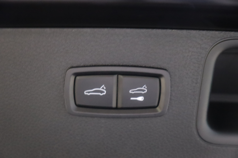 ポルシェ マカン GTS ｽﾎﾟｰﾂｸﾛﾉP　PASM ﾂｰﾄﾝﾚｻﾞｰｲﾝﾃﾘｱ(ﾌﾞﾗｯｸ/ﾚｯﾄﾞ) PCMﾅﾋﾞ CarPlay ｱｸﾃｨﾌﾞｸﾙｺﾝ ｽﾎﾟｰﾂｴｸﾞｿﾞｰｽﾄ LEDﾍｯﾄﾞﾗｲﾄ ｴﾝﾄﾘｰﾄﾞﾗｲﾌﾞ 20ｲﾝﾁRSｽﾊﾟｲﾀﾞｰAW　2年保証
