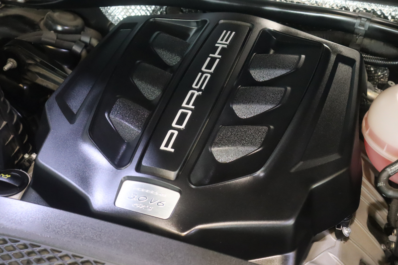 ポルシェ マカン GTS ｽﾎﾟｰﾂｸﾛﾉP　PASM ﾂｰﾄﾝﾚｻﾞｰｲﾝﾃﾘｱ(ﾌﾞﾗｯｸ/ﾚｯﾄﾞ) PCMﾅﾋﾞ CarPlay ｱｸﾃｨﾌﾞｸﾙｺﾝ ｽﾎﾟｰﾂｴｸﾞｿﾞｰｽﾄ LEDﾍｯﾄﾞﾗｲﾄ ｴﾝﾄﾘｰﾄﾞﾗｲﾌﾞ 20ｲﾝﾁRSｽﾊﾟｲﾀﾞｰAW　2年保証