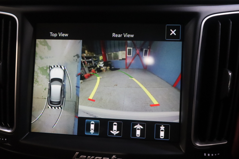 マセラティ レヴァンテ S　ﾚｯﾄﾞﾚｻﾞｰｼｰﾄ ｼｰﾄﾋｰﾀｰ ﾍﾞﾝﾁﾚｰｼｮﾝ ﾊﾟﾉﾗﾏｻﾝﾙｰﾌ MTCﾅﾋﾞ CarPlay ﾌﾙｾｸﾞTV ﾌﾟｯｼｭｽﾀｰﾄ ｱｸﾃｨﾌﾞｸﾙｺﾝ ﾚｰﾝｾﾝｽ  ﾌﾞﾗｲﾝﾄﾞｽﾎﾟｯﾄﾓﾆﾀｰ 360ｶﾒﾗ 自動ﾘｱｹﾞｰﾄ 21ｲﾝﾁｱﾝﾃｰｵAW　2年保証