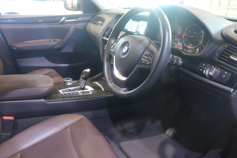 BMW X3 xDrive 20i Xﾗｲﾝ　後期ﾓﾃﾞﾙ ﾄﾞﾗｲﾋﾞﾝｸﾞｱｼｽﾄﾌﾟﾗｽ ACC ﾈﾊﾞﾀﾞﾚｻﾞｰｼｰﾄ(ﾌﾞﾗｯｸ) ﾊﾟﾉﾗﾏｻﾝﾙｰﾌ 第6世代iDriveﾅﾋﾞ ﾌﾙｾｸﾞTV 360ｶﾒﾗ ﾚｰﾝﾁｪﾝｼﾞｱｼｽﾄ 車線逸脱防止機能 専用ｴｸｽﾃﾘｱ　2年保証付