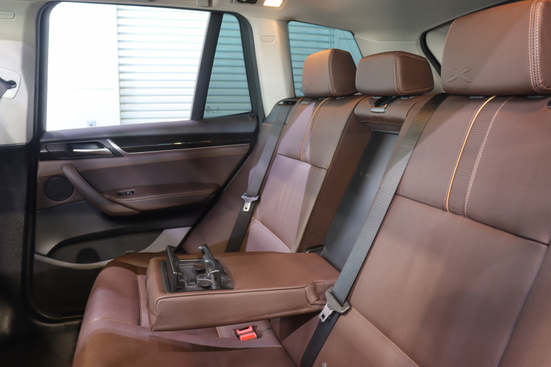 BMW X3 xDrive 20i Xﾗｲﾝ　後期ﾓﾃﾞﾙ ﾄﾞﾗｲﾋﾞﾝｸﾞｱｼｽﾄﾌﾟﾗｽ ACC ﾈﾊﾞﾀﾞﾚｻﾞｰｼｰﾄ(ﾌﾞﾗｯｸ) ﾊﾟﾉﾗﾏｻﾝﾙｰﾌ 第6世代iDriveﾅﾋﾞ ﾌﾙｾｸﾞTV 360ｶﾒﾗ ﾚｰﾝﾁｪﾝｼﾞｱｼｽﾄ 車線逸脱防止機能 専用ｴｸｽﾃﾘｱ　2年保証付