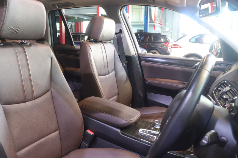 BMW X3 xDrive 20i Xﾗｲﾝ　後期ﾓﾃﾞﾙ ﾄﾞﾗｲﾋﾞﾝｸﾞｱｼｽﾄﾌﾟﾗｽ ACC ﾈﾊﾞﾀﾞﾚｻﾞｰｼｰﾄ(ﾌﾞﾗｯｸ) ﾊﾟﾉﾗﾏｻﾝﾙｰﾌ 第6世代iDriveﾅﾋﾞ ﾌﾙｾｸﾞTV 360ｶﾒﾗ ﾚｰﾝﾁｪﾝｼﾞｱｼｽﾄ 車線逸脱防止機能 専用ｴｸｽﾃﾘｱ　2年保証付