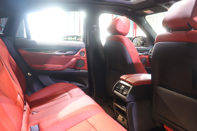 BMW X6 xDrive 35i Mｽﾎﾟｰﾂ ﾌﾟﾗｲﾑ＆ｾﾚｸﾄP　ACC 赤革 ｻﾝﾙｰﾌ 純正ﾅﾋﾞTV harman/kardonｻｳﾝﾄﾞ ｿﾌﾄｸﾛｰｽﾞﾄﾞﾄﾞｱ ﾍｯﾄﾞｱｯﾌﾟﾃﾞｨｽﾌﾟﾚｲ LEDﾍｯﾄﾞﾗｲﾄ Mｴｱﾛ&20AW　2年保証付