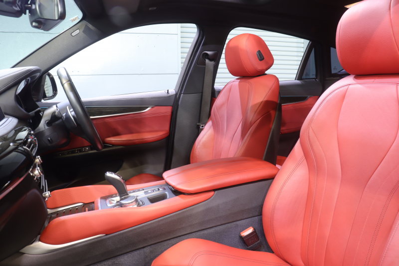 BMW X6 xDrive 35i Mｽﾎﾟｰﾂ ﾌﾟﾗｲﾑ＆ｾﾚｸﾄP　ACC 赤革 ｻﾝﾙｰﾌ 純正ﾅﾋﾞTV harman/kardonｻｳﾝﾄﾞ ｿﾌﾄｸﾛｰｽﾞﾄﾞﾄﾞｱ ﾍｯﾄﾞｱｯﾌﾟﾃﾞｨｽﾌﾟﾚｲ LEDﾍｯﾄﾞﾗｲﾄ Mｴｱﾛ&20AW　2年保証付