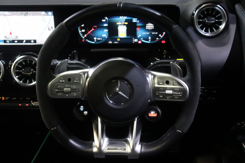 AMG GLA GLA35 4MATIC AMGﾊﾟﾌｫｰﾏﾝｽ&ｱﾄﾞﾊﾞﾝｽﾄ&ﾅﾋﾞｹﾞｰｼｮﾝP ﾚｰﾀﾞｰSP　AMGﾊﾟﾌｫｰﾏﾝｽｼｰﾄ 本革(灰/黒) ﾊﾟﾉﾗﾏｻﾝﾙｰﾌ 10.25ｲﾝﾁﾜｲﾄﾞﾅﾋﾞ ｱﾄﾞﾊﾞﾝｽﾄﾞｻｳﾝﾄﾞ ﾍｯﾄﾞｱｯﾌﾟD 360ｶﾒﾗ ﾌｯﾄﾄﾗﾝｸ ﾏﾙﾁﾋﾞｰﾑLED　2年保証付