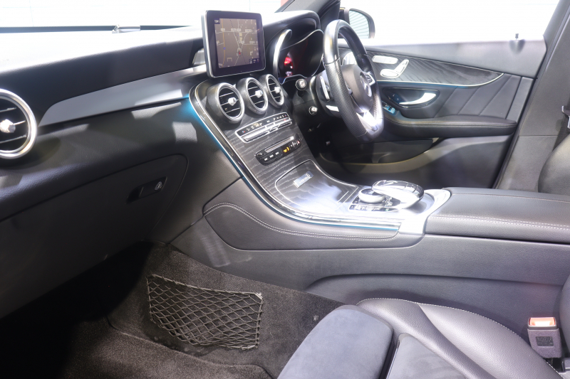 メルセデスベンツ GLC GLC220d 4MATIC ﾛｰﾚｳｽED ﾅｲﾄ&ﾚｰﾀﾞｰSP　限定車 ﾚｻﾞｰARTICO/DINAMICAｼｰﾄ ｼｰﾄﾋｰﾀｰ ﾊﾟﾉﾗﾏｻﾝﾙｰﾌ 8.4ｲﾝﾁﾜｲﾄﾞﾅﾋﾞ ﾌﾞﾙﾒｽﾀｰ 360ｶﾒﾗ ｱｸﾃｨﾌﾞｸﾙｺﾝ LEDﾍｯﾄﾞﾗｲﾄ ｱﾝﾋﾞｴﾝﾄﾗｲﾄ 自動ﾘｱｹﾞｰﾄ AMGｴｱﾛ 専用19ｲﾝﾁAW　2年保証