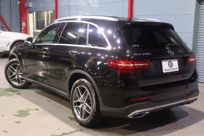メルセデスベンツ GLC GLC220d 4MATIC ｽﾎﾟｰﾂ 本革仕様 ﾚｰﾀﾞｰP　ｷｰﾚｽｺﾞｰ 黒革 ﾊﾟﾉﾗﾏSR 純正ﾅﾋﾞTV ﾌﾞﾙﾒｽﾀｰ 360ｶﾒﾗ ﾊﾟﾅﾒﾘｶｰﾅｸﾞﾘﾙ 自動Rｹﾞｰﾄ ﾌｯﾄﾄﾗﾝｸOP PTS LEDﾍｯﾄﾞﾗｲﾄ AMGｴｱﾛ&19AW　2年保証