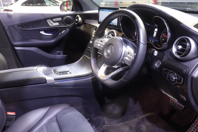 メルセデスベンツ GLC GLC220d 4MATIC AMGﾗｲﾝ ﾚｰﾀﾞｰP　後期 ｷｰﾚｽｺﾞｰ ACC ｺﾝﾋﾞ革 ﾊﾟﾉﾗﾏｻﾝﾙｰﾌ 10.25ｲﾝﾁﾜｲﾄﾞﾅﾋﾞ 12.3ｲﾝﾁｺｸﾋﾟｯﾄﾃﾞｨｽﾌﾟﾚｲ ﾏﾙﾁﾋﾞｰﾑLED 自動Rｹﾞｰﾄ AMGｴｱﾛ&19ｲﾝﾁAW　2年保証付