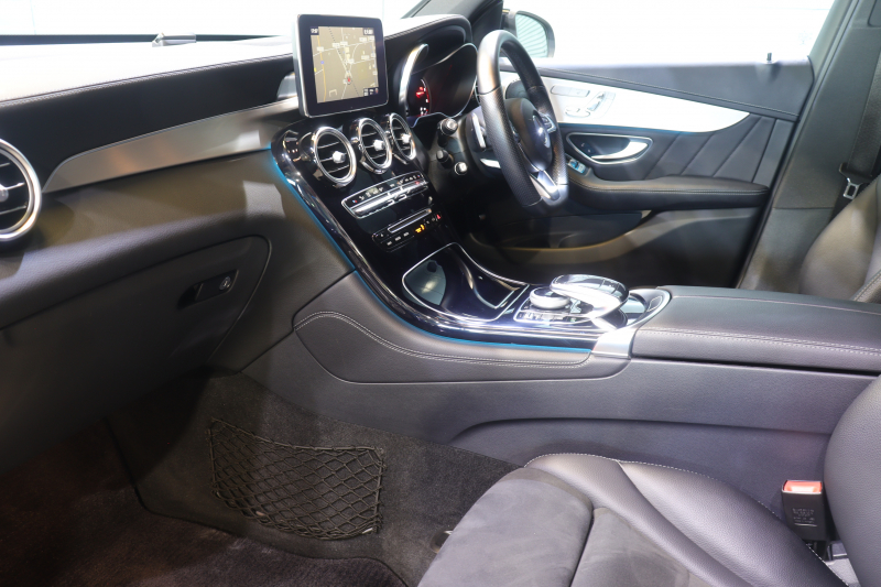 メルセデスベンツ GLC GLC220d 4MATIC ｽﾎﾟｰﾂ ﾚｰﾀﾞｰP　ACC ｷｰﾚｽｺﾞｰ ECO機能 ｺﾝﾋﾞ革 純正ﾅﾋﾞTV 360ｶﾒﾗ 自動Rｹﾞｰﾄ ﾊﾝｽﾞﾌﾘｰｱｸｾｽ PTS LEDﾍｯﾄﾞﾗｲﾄ AMGｴｱﾛ&19AW　2年保証付