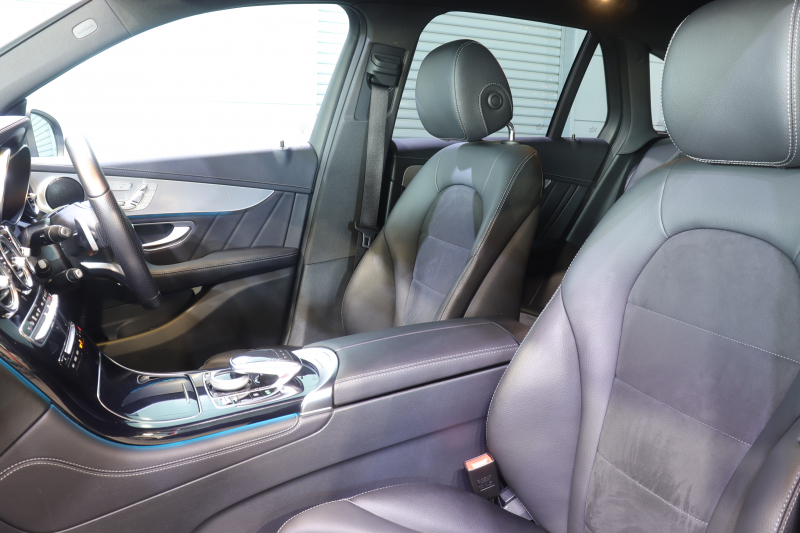 メルセデスベンツ GLC GLC220d 4MATIC ｽﾎﾟｰﾂ ﾚｰﾀﾞｰP　ACC ｷｰﾚｽｺﾞｰ ECO機能 ｺﾝﾋﾞ革 純正ﾅﾋﾞTV 360ｶﾒﾗ 自動Rｹﾞｰﾄ ﾊﾝｽﾞﾌﾘｰｱｸｾｽ PTS LEDﾍｯﾄﾞﾗｲﾄ AMGｴｱﾛ&19AW　2年保証付