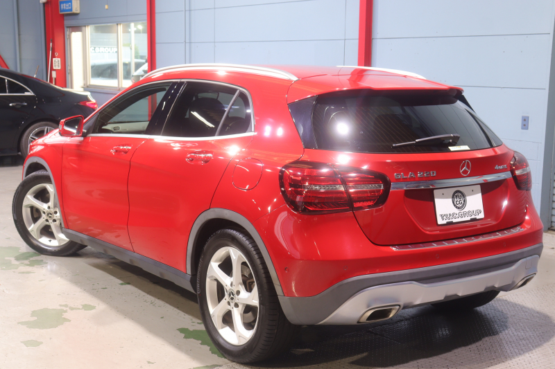 メルセデスベンツ GLA GLA220 4MATIC ﾚｰﾀﾞｰSP　後期ﾓﾃﾞﾙ 黒革 ｼｰﾄﾋｰﾀｰ 純正HDDﾅﾋﾞ TV Bｶﾒﾗ Blouetoothｵｰﾃﾞｨｵ LEDﾍｯﾄﾞﾗｲﾄ ｱｸﾃｨﾌﾞｸﾙｺﾝ 自動ﾘｱｹﾞｰﾄ 純正18ｲﾝﾁAW　2年保証