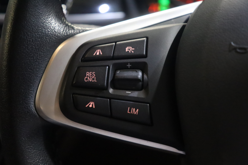 BMW X1 X1 xDrive 18d Xﾗｲﾝ ﾊｲﾗｲﾝ&ｺﾝﾌｫｰﾄP　ﾄﾞﾗｲﾋﾞﾝｸﾞｱｼｽﾄﾌﾟﾗｽ ﾓｶﾚｻﾞｰ 純正ﾅﾋﾞ ﾍｯﾄﾞｱｯﾌﾟﾃﾞｨｽﾌﾟﾚｲ ｱｸﾃｨﾌﾞｸﾙｺﾝ LEDﾍｯﾄﾞﾗｲﾄ ｱﾝﾋﾞｴﾝﾄﾗｲﾄ 専用ｴｸｽﾃﾘｱ ｳｯﾄﾞｲﾝﾃﾘｱﾄﾘﾑ OP19ｲﾝﾁAW 有償色　2年保証