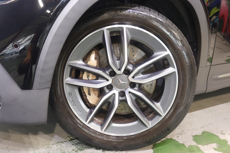 AMG GLB GLB35 4MATIC AMGﾊﾟﾌｫｰﾏﾝｽ&ｱﾄﾞﾊﾞﾝｽﾄﾞ&ﾚｰﾀﾞｰPKG　赤×黒革 ﾍﾞﾝﾁﾚｰﾀｰ ﾊﾟﾉﾗﾏSR 純正ﾅﾋﾞTV MBUX 360ｶﾒﾗ LEDﾍｯﾄﾞﾗｲﾄ 自動Rｹﾞｰﾄ AMGｴｱﾛ&19ｲﾝﾁAW　2年保証