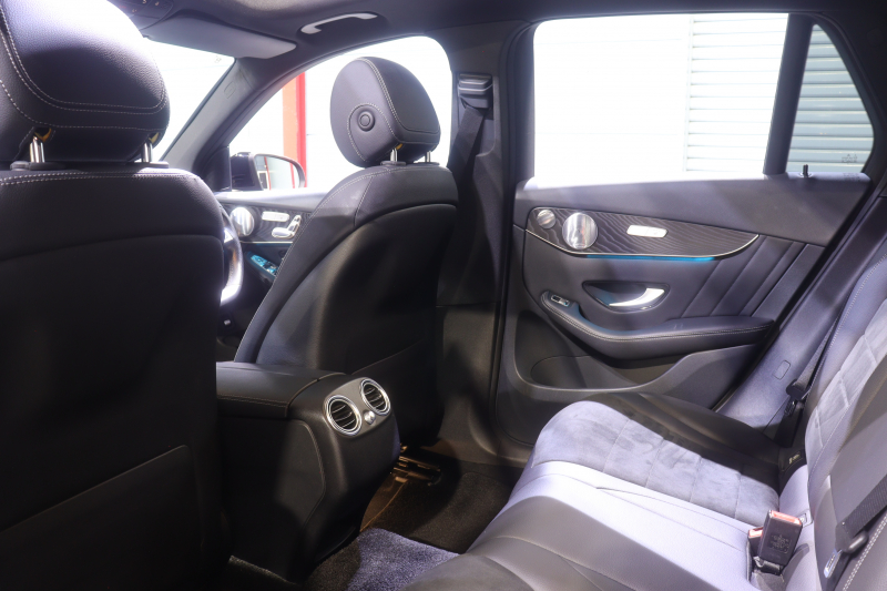 メルセデスベンツ GLC GLC220d 4MATIC ﾛｰﾚｳｽED ﾅｲﾄ&ﾚｰﾀﾞｰSP　限定車 ﾚｻﾞｰARTICO/DINAMICAｼｰﾄ ｼｰﾄﾋｰﾀｰ ﾊﾟﾉﾗﾏｻﾝﾙｰﾌ 8.4ｲﾝﾁﾜｲﾄﾞﾅﾋﾞ ﾌﾞﾙﾒｽﾀｰ 360ｶﾒﾗ ｱｸﾃｨﾌﾞｸﾙｺﾝ LEDﾍｯﾄﾞﾗｲﾄ ｱﾝﾋﾞｴﾝﾄﾗｲﾄ 自動ﾘｱｹﾞｰﾄ AMGｴｱﾛ 専用19ｲﾝﾁAW　2年保証