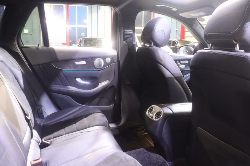 メルセデスベンツ GLC GLC220d 4MATIC ﾛｰﾚｳｽED ﾅｲﾄ&ﾚｰﾀﾞｰSP　限定車 ﾚｻﾞｰARTICO/DINAMICAｼｰﾄ ｼｰﾄﾋｰﾀｰ ﾊﾟﾉﾗﾏｻﾝﾙｰﾌ 8.4ｲﾝﾁﾜｲﾄﾞﾅﾋﾞ ﾌﾞﾙﾒｽﾀｰ 360ｶﾒﾗ ｱｸﾃｨﾌﾞｸﾙｺﾝ LEDﾍｯﾄﾞﾗｲﾄ ｱﾝﾋﾞｴﾝﾄﾗｲﾄ 自動ﾘｱｹﾞｰﾄ AMGｴｱﾛ 専用19ｲﾝﾁAW　2年保証