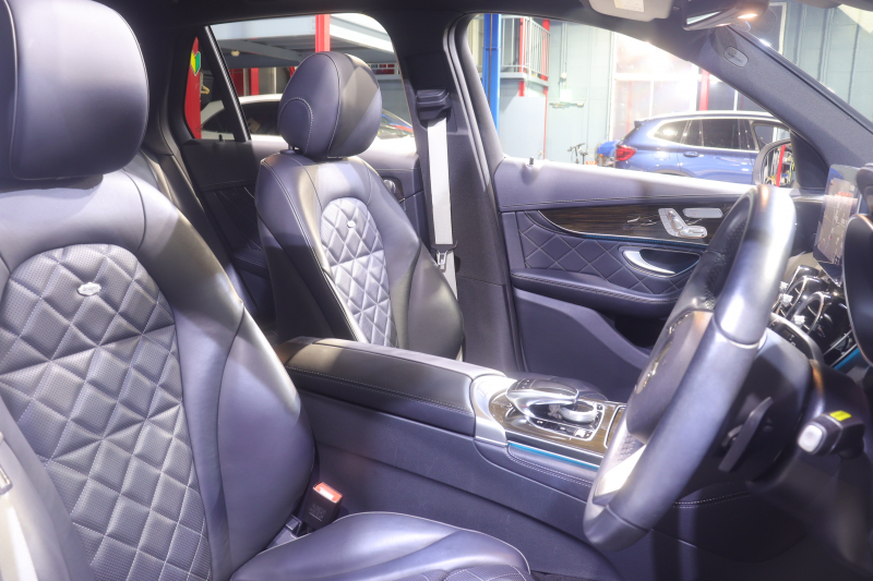 メルセデスベンツ GLC GLC250 4MATIC ｴﾃﾞｨｼｮﾝ1 ﾚｰﾀﾞｰSP　限定車 designoﾅｯﾊﾟﾚｻﾞｰ 専用ｲﾝﾃﾘｱ ｼｰﾄﾋｰﾀｰ ﾊﾟﾉﾗﾏｻﾝﾙｰﾌ 8.4ｲﾝﾁﾜｲﾄﾞﾅﾋﾞ ﾌﾞﾙﾒｽﾀｰ 360ｶﾒﾗ LEDﾍｯﾄﾞﾗｲﾄ ｱﾝﾋﾞｴﾝﾄﾗｲﾄ 自動ﾘｱｹﾞｰﾄ ｻｲﾄﾞﾗﾝﾆﾝｸﾞﾎﾞｰﾄﾞ AMGｴｱﾛ 専用20ｲﾝﾁAW　2年保証