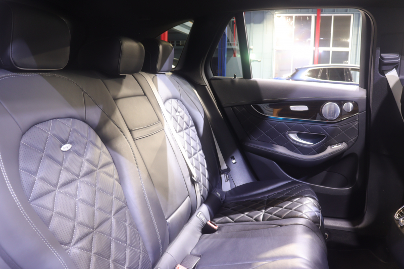 メルセデスベンツ GLC GLC250 4MATIC ｴﾃﾞｨｼｮﾝ1 ﾚｰﾀﾞｰSP　限定車 designoﾅｯﾊﾟﾚｻﾞｰ 専用ｲﾝﾃﾘｱ ｼｰﾄﾋｰﾀｰ ﾊﾟﾉﾗﾏｻﾝﾙｰﾌ 8.4ｲﾝﾁﾜｲﾄﾞﾅﾋﾞ ﾌﾞﾙﾒｽﾀｰ 360ｶﾒﾗ LEDﾍｯﾄﾞﾗｲﾄ ｱﾝﾋﾞｴﾝﾄﾗｲﾄ 自動ﾘｱｹﾞｰﾄ ｻｲﾄﾞﾗﾝﾆﾝｸﾞﾎﾞｰﾄﾞ AMGｴｱﾛ 専用20ｲﾝﾁAW　2年保証
