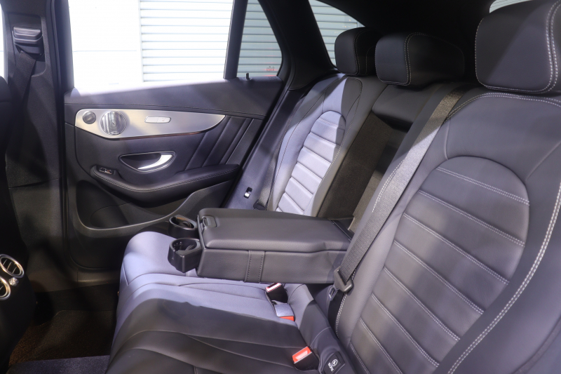 メルセデスベンツ GLC GLC220d 4MATIC ｽﾎﾟｰﾂ 本革仕様 ﾚｰﾀﾞｰP　ｷｰﾚｽｺﾞｰ 黒革 ﾊﾟﾉﾗﾏSR 純正ﾅﾋﾞTV 360ｶﾒﾗ ﾌﾞﾙﾒｽﾀｰ ﾍｯﾄﾞｱｯﾌﾟD 自動Rｹﾞｰﾄ AMGｴｱﾛ&19AW　2年保証