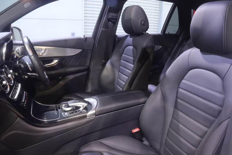 メルセデスベンツ GLC GLC220d 4MATIC ｽﾎﾟｰﾂ 本革仕様 ﾚｰﾀﾞｰP　ｷｰﾚｽｺﾞｰ 黒革 ﾊﾟﾉﾗﾏSR 純正ﾅﾋﾞTV 360ｶﾒﾗ ﾌﾞﾙﾒｽﾀｰ ﾍｯﾄﾞｱｯﾌﾟD 自動Rｹﾞｰﾄ AMGｴｱﾛ&19AW　2年保証