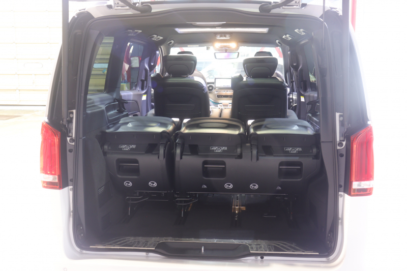 メルセデスベンツ Vクラス V220d AVG ﾛﾝｸﾞ AMGﾗｲﾝ ｴｸｽｸﾙｰｼﾌﾞｼｰﾄPKG　9速AT 黒革 ﾍﾞﾝﾁﾚｰﾀｰ ｵｯﾄﾏﾝ ﾊﾟﾉﾗﾏSR 10.25ｲﾝﾁﾜｲﾄﾞﾅﾋﾞTV 360ｶﾒﾗ ﾌﾞﾙﾒｽﾀｰ 自動Rｹﾞｰﾄ ﾃﾞｼﾞﾀﾙｲﾝﾅｰﾐﾗｰ AMGｴｱﾛ&19ｲﾝﾁAW　2年保証