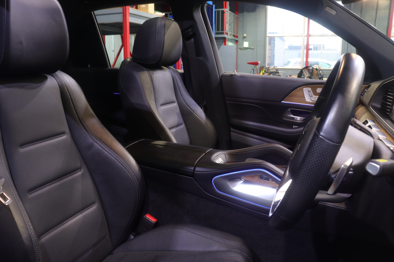 メルセデスベンツ GLE GLE450 4MATIC ｽﾎﾟｰﾂ ﾚｻﾞｰｴｸｽｸﾙｰｼﾌﾞ&ﾚｰﾀﾞｰSP　黒革 ﾍﾞﾝﾁﾚｰﾀｰ ﾊﾟﾉﾗﾏSR 12.3ｲﾝﾁﾅﾋﾞTV MBUX ﾍｯﾄﾞｱｯﾌﾟD ﾌﾞﾙﾒｽﾀｰ 自動Rｹﾞｰﾄ ﾌｯﾄﾄﾗﾝｸOP LEDﾍｯﾄﾞﾗｲﾄ AMGｴｱﾛ&20AW　2年保証