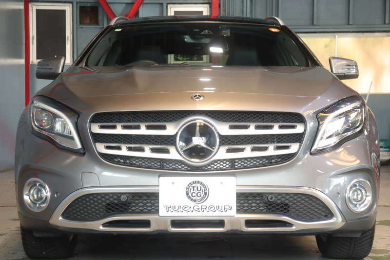 メルセデスベンツ GLA GLA220 4MATIC ﾗｸﾞｼﾞｭｱﾘｰPKG ﾚｰﾀﾞｰSP　後期最終ﾓﾃﾞﾙ ACC BSM 黒革 ﾋｰﾀｰ ﾊﾟﾉﾗﾏSR 純正ﾅﾋﾞ TV Bｶﾒﾗ Blouetoothｵｰﾃﾞｨｵ LEDﾍｯﾄﾞﾗｲﾄ 自動Rｹﾞｰﾄ 純正18ｲﾝﾁAW　2年保証
