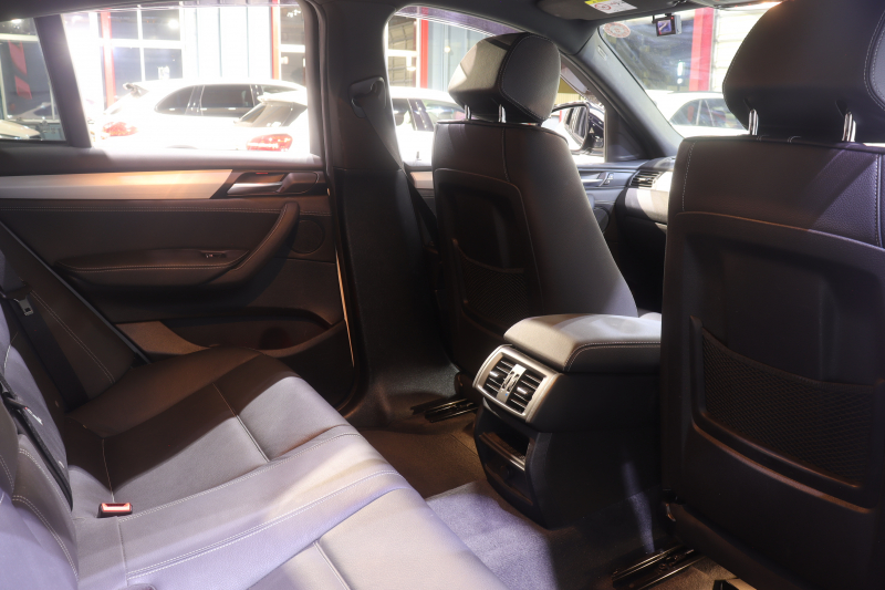 BMW X4 X4 XDrive 28i Mｽﾎﾟｰﾂ　1ｵｰﾅｰ 黒革 ﾋｰﾀｰ 8.8ｲﾝﾁﾅﾋﾞ TV 360ｶﾒﾗ Blouetoothｵｰﾃﾞｨｵ ｱﾀﾞﾌﾟﾃｨﾌﾞｸﾙｰｽﾞｺﾝﾄﾛｰﾙ Mｽﾎﾟｰﾂｻｽﾍﾟﾝｼｮﾝ Mｴｱﾛ&19ｲﾝﾁAW　2年保証