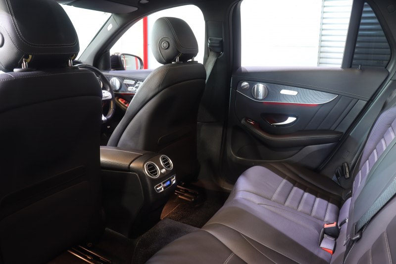 AMG GLC GLC43 4MATIC ﾚｻﾞｰｴｸｽｸﾙｰｼﾌﾞﾊﾟｯｹｰｼﾞ　後期ﾓﾃﾞﾙ 黒革 ﾍﾞﾝﾁﾚｰﾀｰ ﾊﾟﾉﾗﾏｻﾝﾙｰﾌ MBUXﾅﾋﾞTV ﾌﾞﾙﾒｽﾀｰｻｳﾝﾄﾞ 360ｶﾒﾗ ﾍｯﾄﾞｱｯﾌﾟﾃﾞｨｽﾌﾟﾚｲ AMGｴｱﾛ&20ｲﾝﾁAW　2年保証