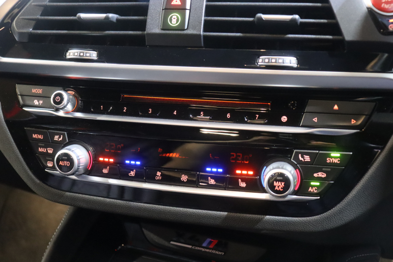 BMW Mシリーズ X4M ｺﾝﾍﾟﾃｨｼｮﾝ　ﾄﾞﾗｲﾋﾞﾝｸﾞｱｼｽﾄﾌﾟﾗｽ ﾌﾞﾗｯｸﾚｻﾞｰﾒﾘﾉ ﾍﾞﾝﾁﾚｰﾀｰ 全席ﾋｰﾀｰ 第6世代IDriveﾅﾋﾞTV 360ｶﾒﾗ Carplay ｶｰﾎﾞﾝｲﾝﾃﾘｱﾄﾘﾑ Mｴｷｿﾞｰｽﾄｼｽﾃﾑ Mｴｱﾛ&21ｲﾝﾁAW　2年保証