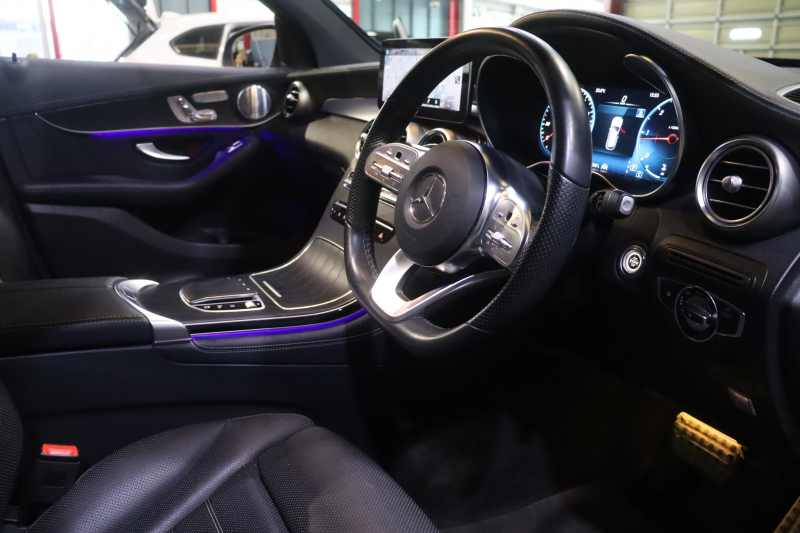 メルセデスベンツ GLC GLC220d 4MATIC AMGﾗｲﾝ ﾚｻﾞｰｴｸｽｸﾙｰｼﾌﾞﾊﾟｯｹｰｼﾞ　後期ﾓﾃﾞﾙ 黒革 ﾍﾞﾝﾁﾚｰﾀｰ ﾘﾗｸｾﾞｰｼｮﾝ機能 ﾊﾟﾉﾗﾏｻﾝﾙｰﾌ MBUXﾅﾋﾞ ﾌﾞﾙﾒｽﾀｰｻｳﾝﾄﾞ 360ｶﾒﾗ ﾍｯﾄﾞｱｯﾌﾟﾃﾞｨｽﾌﾟﾚｲ 12.3ｲﾝﾁｺｯｸﾋﾟｯﾄﾃﾞｨｽﾌﾟﾚｲ AMGｴｱﾛ&19ｲﾝﾁAW　2年保証付