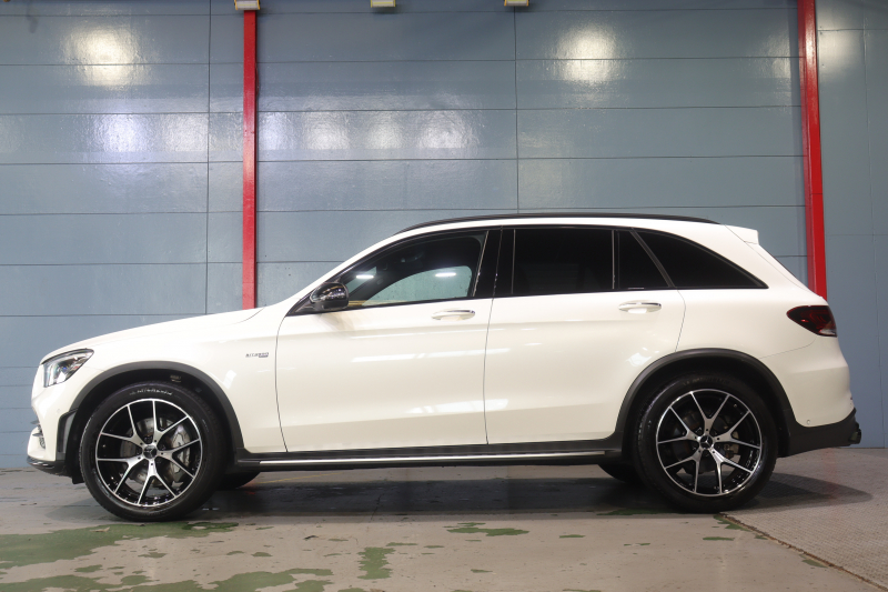 AMG GLC GLC43 4MATIC ﾚｻﾞｰｴｸｽｸﾙｰｼﾌﾞﾊﾟｯｹｰｼﾞ　黒革 ﾊﾟﾉﾗﾏSR MBUXﾅﾋﾞ TV 360ｶﾒﾗ Carplay ｱﾀﾞﾌﾟﾃｨﾌﾞｸﾙｰｽﾞｺﾝﾄﾛｰﾙ ﾍｯﾄﾞｱｯﾌﾟﾃﾞｨｽﾌﾟﾚｲ AMGﾊﾟﾌｫｰﾏﾝｽｴｸﾞｿﾞｰｽﾄ AMG強化ﾌﾞﾚｰｷ AMGｴｱﾛ&20ｲﾝﾁAW　2年保証付