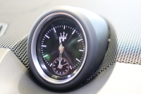 マセラティ レヴァンテ S　赤革 全席ｼｰﾄﾋｰﾀｰ ﾍﾞﾝﾁﾚｰﾀｰ ﾊﾟﾉﾗﾏｻﾝﾙｰﾌ 8.4ｲﾝﾁﾀｯﾁｺﾝﾄﾛｰﾙﾅﾋﾞ CarPlay ﾌﾙｾｸﾞTV ﾌﾟｯｼｭｽﾀｰﾄ ｱｸﾃｨﾌﾞｸﾙｺﾝ ﾚｰﾝｷｰﾌﾟ ﾌﾞﾗｲﾝﾄﾞｽﾎﾟｯﾄ ﾄﾗﾌｨｯｸｻｲﾝｱｼｽﾄ 360ｶﾒﾗ 自動ﾘｱｹﾞｰﾄ 21ｲﾝﾁｱﾝﾃｰｵｱﾙﾐ　2年保証