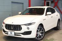 マセラティ レヴァンテ S　赤革 全席ｼｰﾄﾋｰﾀｰ ﾍﾞﾝﾁﾚｰﾀｰ ﾊﾟﾉﾗﾏｻﾝﾙｰﾌ 8.4ｲﾝﾁﾀｯﾁｺﾝﾄﾛｰﾙﾅﾋﾞ CarPlay ﾌﾙｾｸﾞTV ﾌﾟｯｼｭｽﾀｰﾄ ｱｸﾃｨﾌﾞｸﾙｺﾝ ﾚｰﾝｷｰﾌﾟ ﾌﾞﾗｲﾝﾄﾞｽﾎﾟｯﾄ ﾄﾗﾌｨｯｸｻｲﾝｱｼｽﾄ 360ｶﾒﾗ 自動ﾘｱｹﾞｰﾄ 21ｲﾝﾁｱﾝﾃｰｵｱﾙﾐ　2年保証