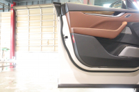 マセラティ レヴァンテ S　1ｵｰﾅｰ  ﾀﾝﾚｻﾞｰｼｰﾄ 全席ｼｰﾄﾋｰﾀｰ ﾊﾟﾉﾗﾏｻﾝﾙｰﾌ 8.4ｲﾝﾁﾅﾋﾞ Bowers&Wilkinsｻｳﾝﾄﾞ CarPlay Bluetooth ﾌﾙｾｸﾞTV ﾌﾟｯｼｭｽﾀｰﾄ ACC ﾚｰﾝｾﾝｽ 360ｶﾒﾗ ｷｾﾉﾝﾍｯﾄﾞﾗｲﾄ 自動ﾘｱｹﾞｰﾄ 21ｲﾝﾁｱﾝﾃｰｵAW 可変ﾊﾞﾙﾌﾞﾏﾌﾗｰ　2年保証