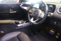 メルセデスベンツ GLB GLB250 4MATIC ｽﾎﾟｰﾂ ﾅｲﾄPKG ﾚｰﾀﾞｰSP　黒本革 10.25ｲﾝﾁﾜｲﾄﾞﾅﾋﾞ&ｺｸﾋﾟｯﾄﾃﾞｨｽﾌﾟﾚｲ 360ｶﾒﾗ ｱｸﾃｨﾌﾞｸﾙｺﾝ ﾚｰﾝｷｰﾌﾟ ﾚｰﾝﾁｪﾝｼﾞ ﾏﾙﾁﾋﾞｰﾑLED 専用ｴｱﾛ&20ｲﾝﾁｱﾙﾐ 　2年保証