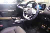 メルセデスベンツ GLB GLB200d AMGﾚｻﾞｰｴｸｽｸﾙｰｼﾌﾞ&ｱﾄﾞﾊﾞﾝｽﾄﾞP ﾚｰﾀﾞｰSP　本革(灰/黒) ﾊﾟﾉﾗﾏｻﾝﾙｰﾌ 10.25ｲﾝﾁﾜｲﾄﾞﾅﾋﾞ&ｺｸﾋﾟｯﾄﾃﾞｨｽﾌﾟﾚｲ ｱﾄﾞﾊﾞﾝｽﾄﾞｻｳﾝﾄﾞ ﾏﾙﾁﾋﾞｰﾑLED 360ｶﾒﾗ ﾏﾙﾁｶﾗｰｱﾝﾋﾞｴﾝﾄﾗｲﾄ(64色) AMGｴｱﾛ&19ｲﾝﾁAW　2年保証