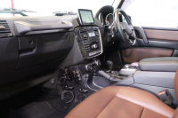 メルセデスベンツ Gクラス G350ﾌﾞﾙｰﾃｯｸ ﾗｸﾞｼﾞｭｱﾘｰP　茶革 ｻﾝﾙｰﾌ 7ｲﾝﾁﾜｲﾄﾞﾅﾋﾞ ﾌﾙｾｸﾞTV harman/kardonｻｳﾝﾄﾞ ｱｸﾃｨﾌﾞｸﾙｺﾝ ﾌﾞﾗｲﾝﾄﾞｽﾎﾟｯﾄｱｼｽﾄ ﾊﾞｯｸｶﾒﾗ 前後席ｼｰﾄﾋｰﾀｰ ｵｰﾊﾞｰﾌｪﾝﾀﾞｰ G65ﾃﾞｻﾞｲﾝ20ｲﾝﾁｱﾙﾐﾎｲｰﾙ　2年保証