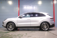 ポルシェ カイエン ｽﾎﾟｰﾂｸﾛﾉP　ﾂｰﾄﾝﾚｻﾞｰ(ｸﾞﾗﾌｧｲﾄﾌﾞﾙｰ/ｸﾚﾖﾝ) 18way電動ｼｰﾄ ﾊﾟﾉﾗﾏｻﾝﾙｰﾌ PCMﾅﾋﾞ CarPlay BOSEｻｳﾝﾄﾞ ｿﾌﾄｸﾛｰｽﾞﾄﾞｱ PDLS付きLED ACC ﾚｰﾝﾁｪﾝｼﾞ ｽﾃｱﾘﾝｸﾞﾋｰﾀｰ ｱﾝﾋﾞｴﾝﾄﾗｲﾄ 21ｲﾝﾁｶｲｴﾝｴｸｽｸﾙｰｼﾌﾞｱﾙﾐ　2年保証