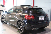 メルセデスベンツ GLA GLA250 4MATIC ﾚｰﾀﾞｰSP　受注生産ﾓﾃﾞﾙ 後期 黒革 ﾊﾟﾉﾗﾏｻﾝﾙｰﾌ 8ｲﾝﾁﾜｲﾄﾞﾅﾋﾞ CarPlay LEDﾍｯﾄﾞﾗｲﾄ ｱｸﾃｨﾌﾞｸﾙｺﾝ ｼｰﾄﾋｰﾀｰ ﾗﾝﾊﾞｰｻﾎﾟｰﾄ ﾒﾓﾘｰﾊﾟﾜｰｼｰﾄ ﾊﾞｯｸｶﾒﾗ 自動ﾘｱｹﾞｰﾄ 専用ｴｸｽﾃﾘｱ&18ｲﾝﾁｱﾙﾐ　2年保証