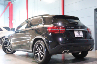 メルセデスベンツ GLA GLA250 4MATIC ﾚｰﾀﾞｰSP　受注生産ﾓﾃﾞﾙ 後期 黒革 ﾊﾟﾉﾗﾏｻﾝﾙｰﾌ 8ｲﾝﾁﾜｲﾄﾞﾅﾋﾞ CarPlay LEDﾍｯﾄﾞﾗｲﾄ ｱｸﾃｨﾌﾞｸﾙｺﾝ ｼｰﾄﾋｰﾀｰ ﾗﾝﾊﾞｰｻﾎﾟｰﾄ ﾒﾓﾘｰﾊﾟﾜｰｼｰﾄ ﾊﾞｯｸｶﾒﾗ 自動ﾘｱｹﾞｰﾄ 専用ｴｸｽﾃﾘｱ&18ｲﾝﾁｱﾙﾐ　2年保証