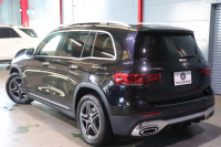 メルセデスベンツ GLB GLB200d 4MATIC AMGﾗｲﾝ AMGﾚｻﾞｰｴｸｽｸﾙｰｼﾌﾞ&ｱﾄﾞﾊﾞﾝｽﾄﾞP ﾚｰﾀﾞｰSP　ﾂｰﾄﾝﾚｻﾞｰ(赤/黒) ﾊﾟﾉﾗﾏｻﾝﾙｰﾌ 10.25ｲﾝﾁﾜｲﾄﾞﾅﾋﾞ&ｺｸﾋﾟｯﾄﾃﾞｨｽﾌﾟﾚｲ ｱﾄﾞﾊﾞﾝｽﾄﾞｻｳﾝﾄﾞ ﾏﾙﾁﾋﾞｰﾑLED ﾏﾙﾁｶﾗｰｱﾝﾋﾞｴﾝﾄﾗｲﾄ(64色) AMGｴｱﾛ　2年保証